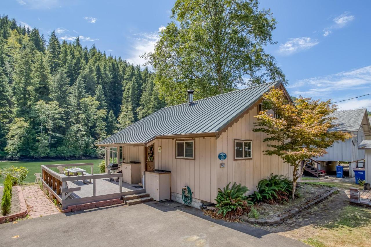 The Crabbing Cabin Lincoln City Exterior foto